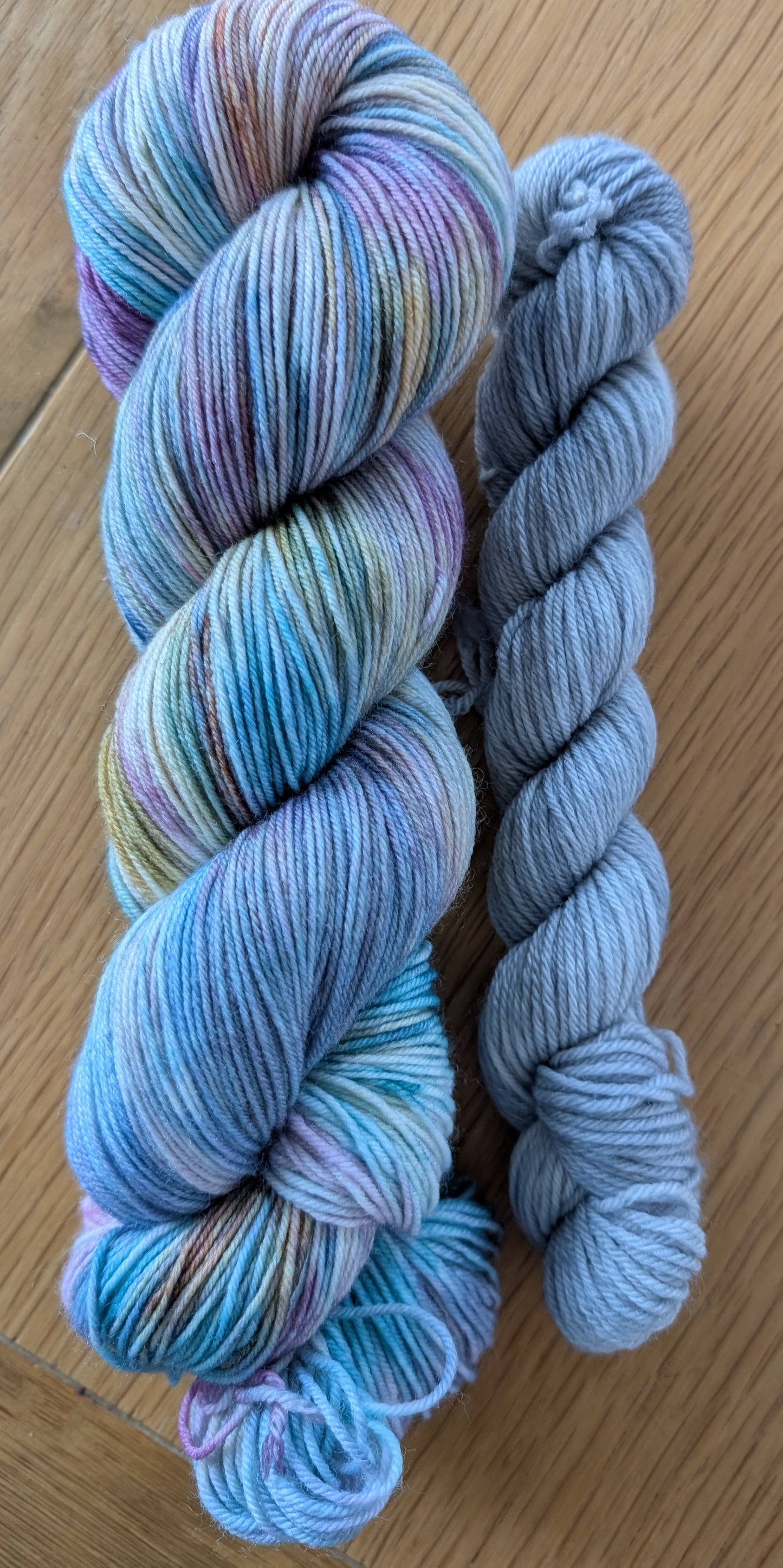 Colours of Skye Sock Set