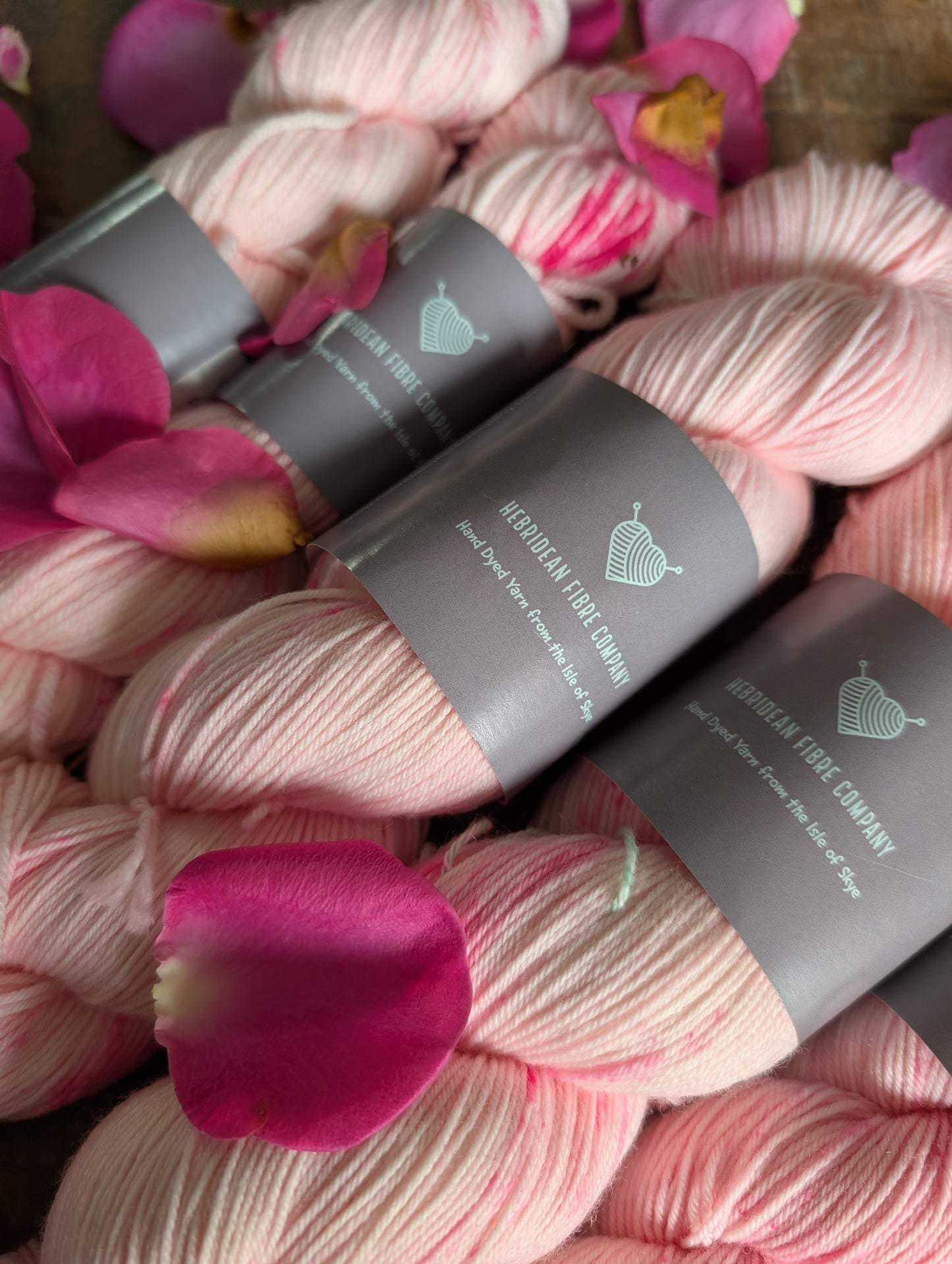 'Candyfloss'  Hand Dyed Yarn available in various 100g or 50g bases.)